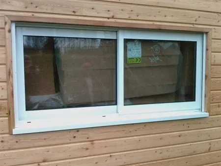 Les portes et fenêtres du garage